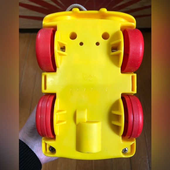 Vintage Disney Pull String Pop-Up Car - Picture 6 of 9